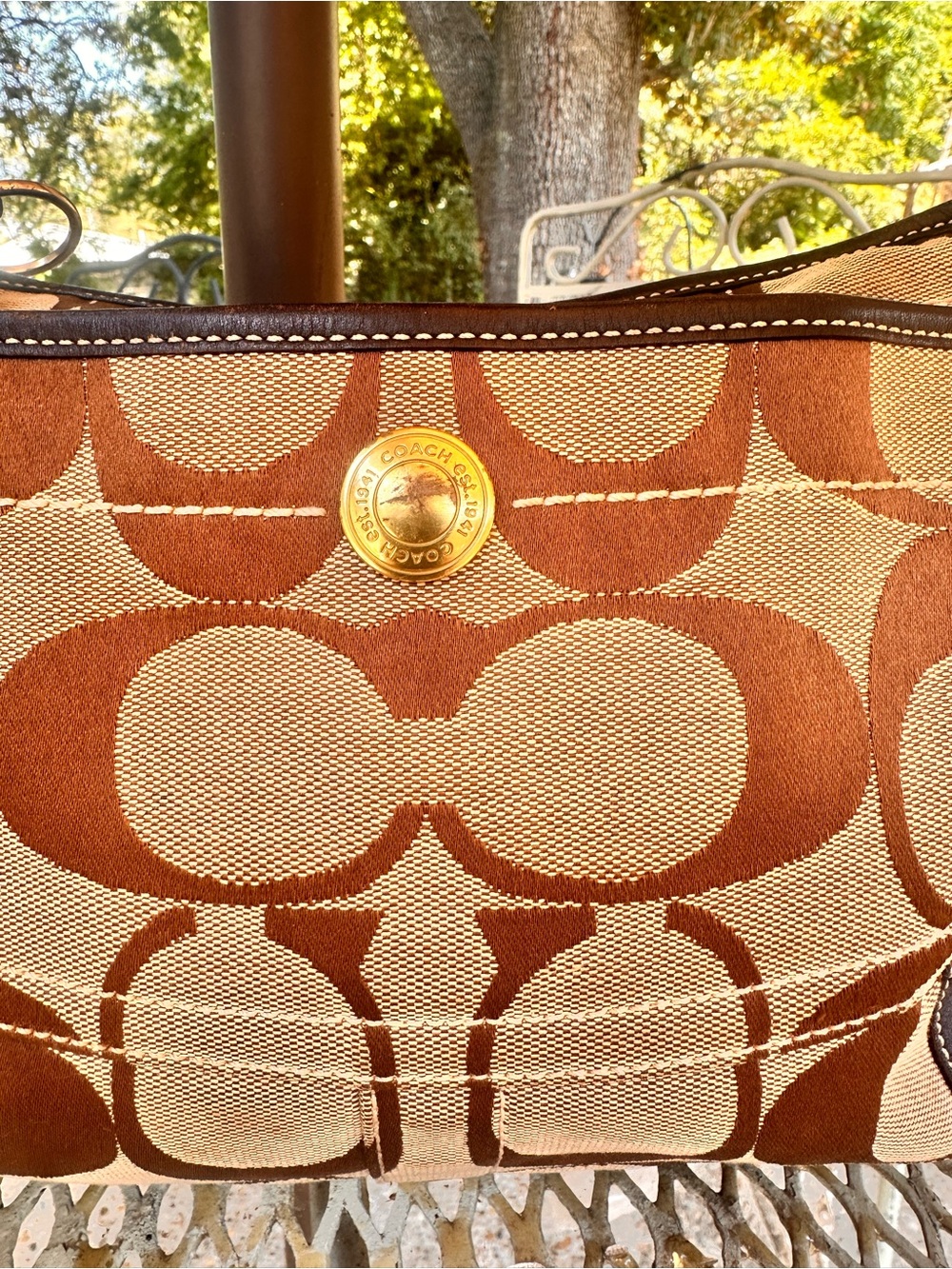 Y2K/Vintage Coach Ergo Signature Hobo in Brown and Cream - Aug 2007